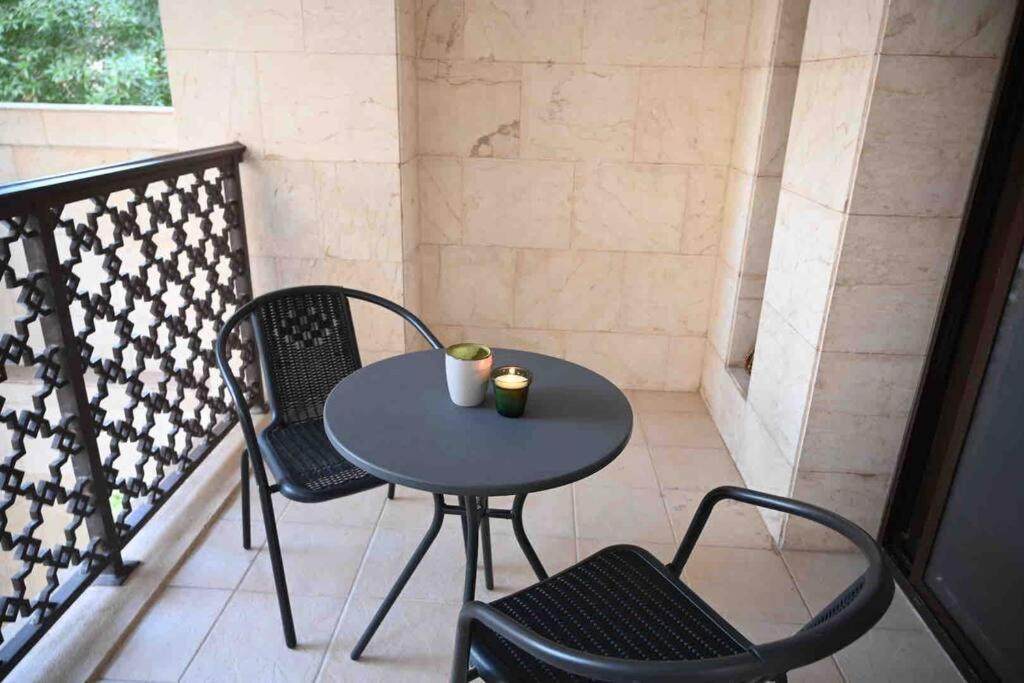 Brand New Furniture . Close To Dubai Mall. Kültér fotó